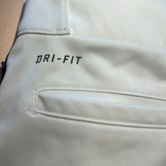 Adult Small - Picture 3 of 6